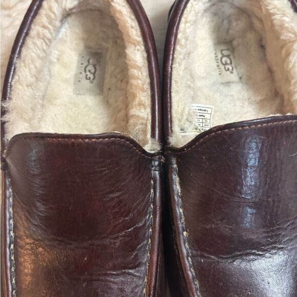 UGG Men's Dark Brown Leather Slip-Ons - Picture 7 of 9